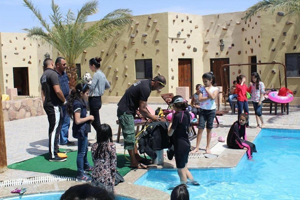 Bait Alaqaba Dive Center & Resort Bagian luar foto